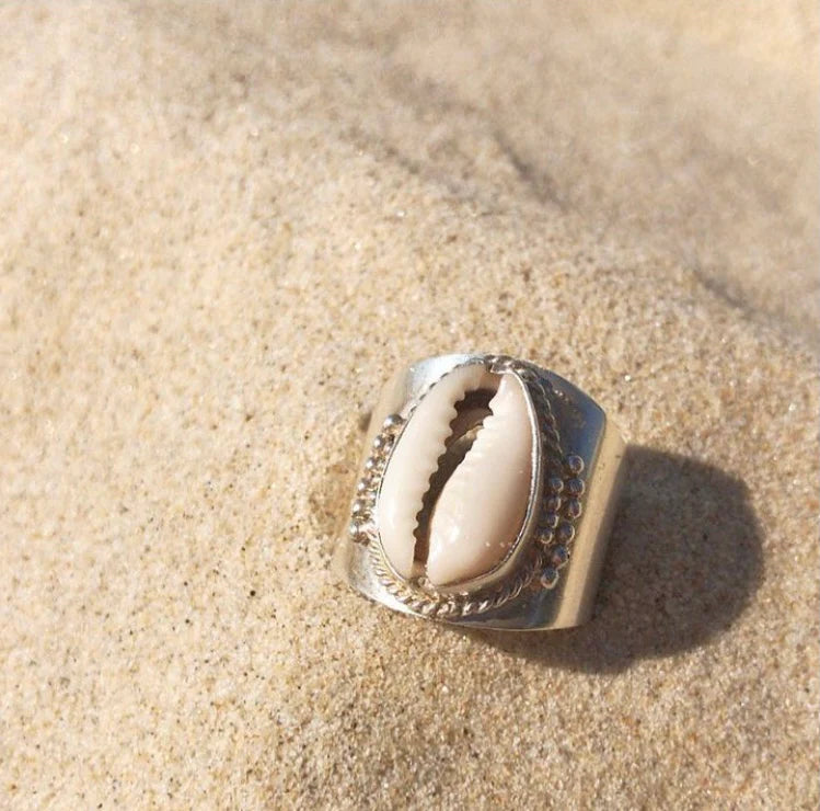 La Soul Cowrie Shell Ring - Sterling Silver - Sunny Bliss